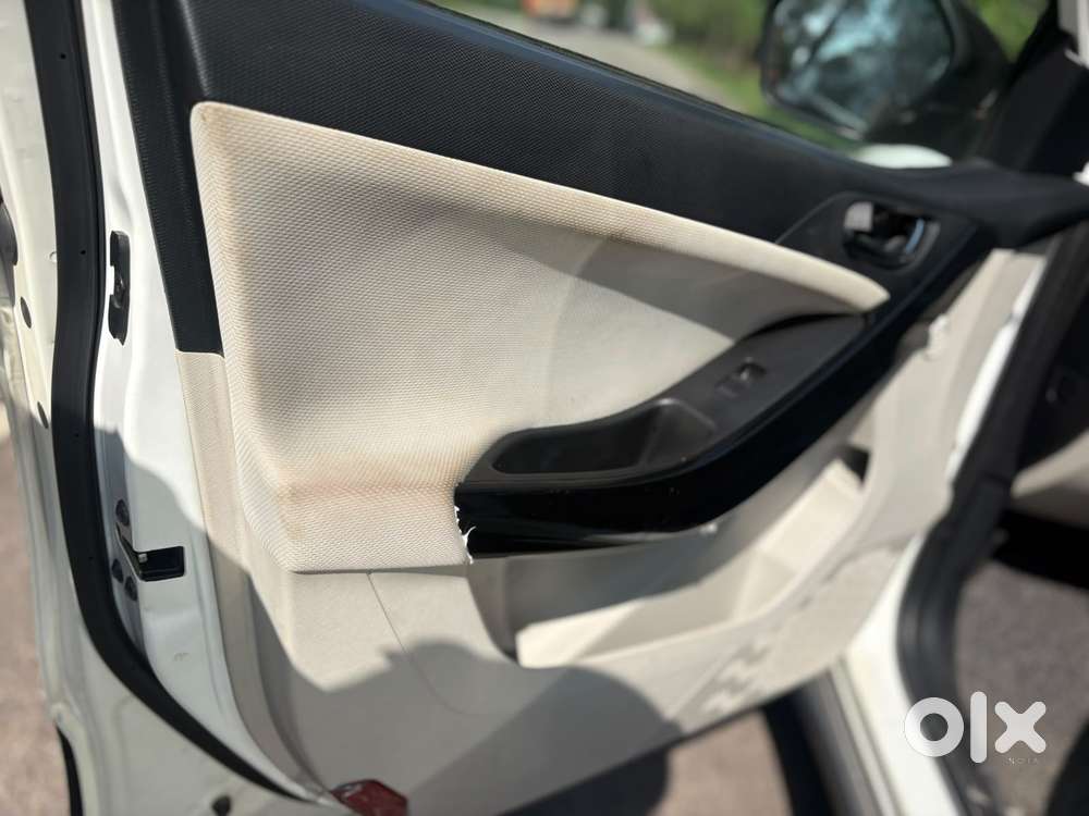 Tata Nexon 1.5 Revotorq Xz Plus (s), 2023, Petrol