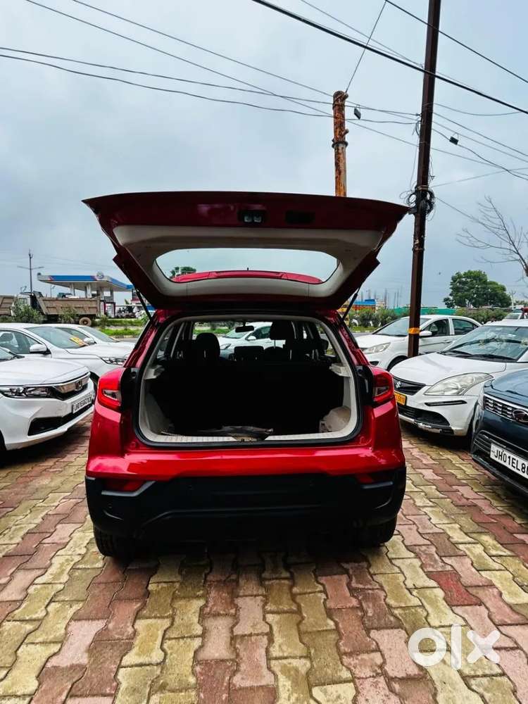 Mahindra Xuv300 W6, 2021, Petrol