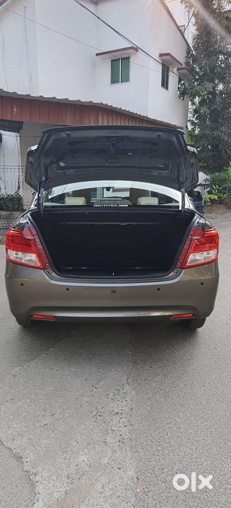 Maruti Suzuki Dzire 1.2 Vxi Amt, 2019, Petrol