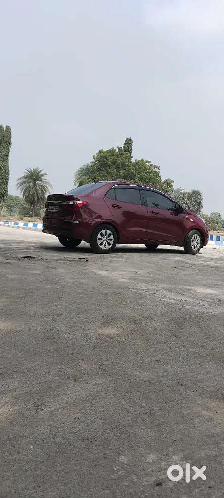 Hyundai Xcent 2017 Diesel 74800 Km Only Driven