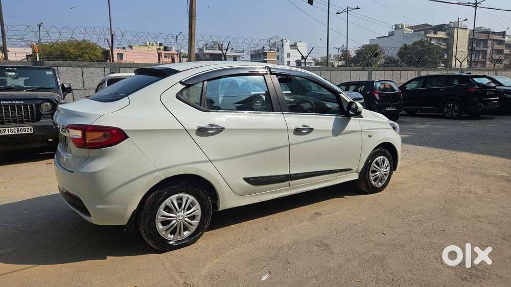 Tata Tigor Xe, 2017, Cng & Hybrids