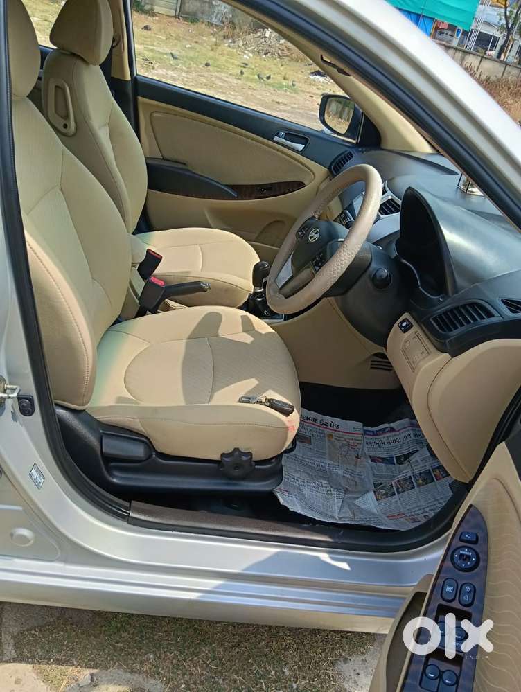 Hyundai Verna Fluidic 1.6 Vtvt Sx, 2015, Cng & Hybrids