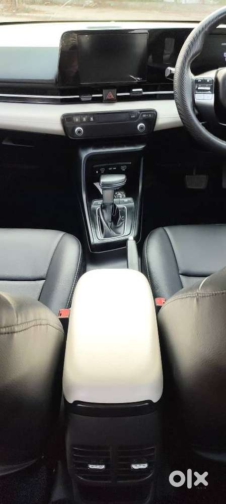 Hyundai Verna 1.5 Sx Ivt, 2023, Petrol