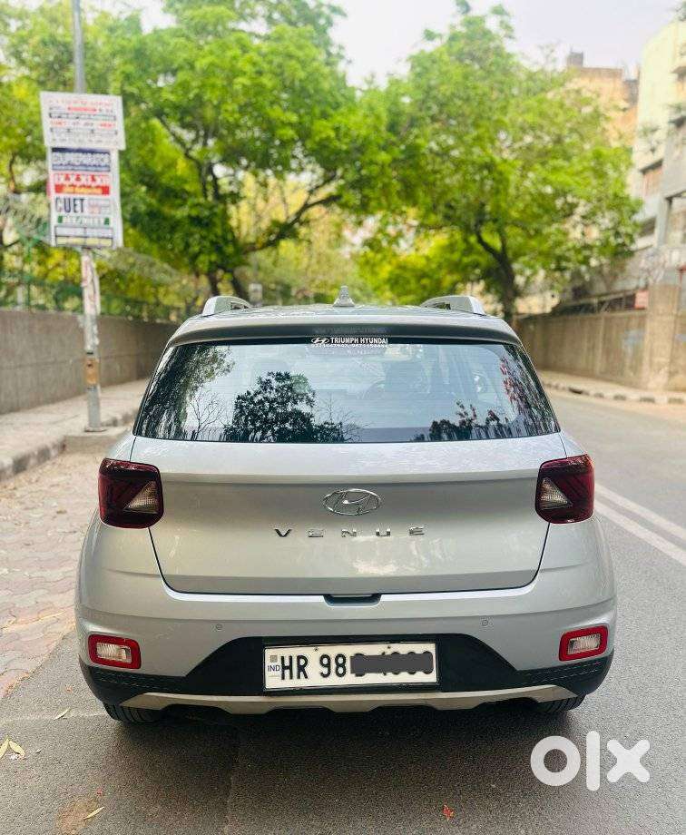 Hyundai Venue 1.2 S Plus, 2022, Petrol