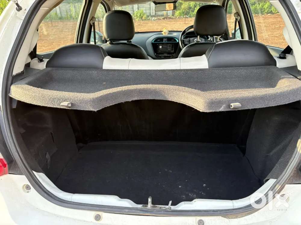 Tiago Ev 2023  10 Month Zero-dep Insurance  60k Battery Warrenty