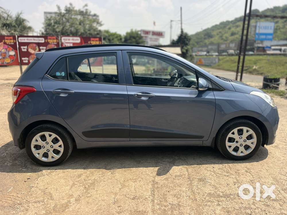 Hyundai Grand I10 Sportz, 2016, Petrol
