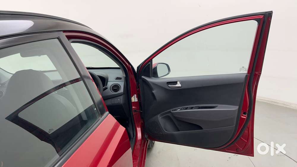 Hyundai Grand I10 1.2 Kappa Sportz Dual Tone, 2018, Petrol