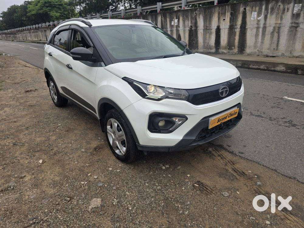 Tata Nexon 1.2 Revotron Xm, 2020, Petrol