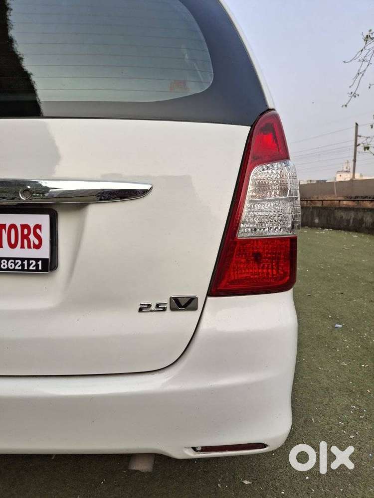 Toyota Innova 2.5 V 7 Str, 2010, Diesel