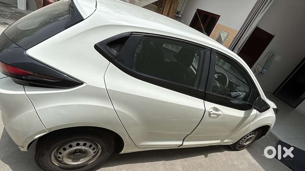 Tata Altroz Petrol 2021