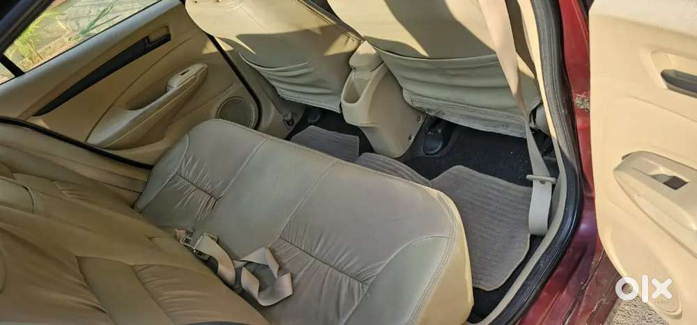 Honda City Petrol Manual 2012 Showroom Track