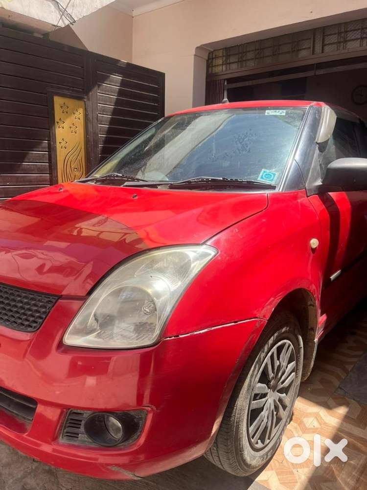 Maruti Suzuki Swift 2010 Petrol 100000 Km Driven