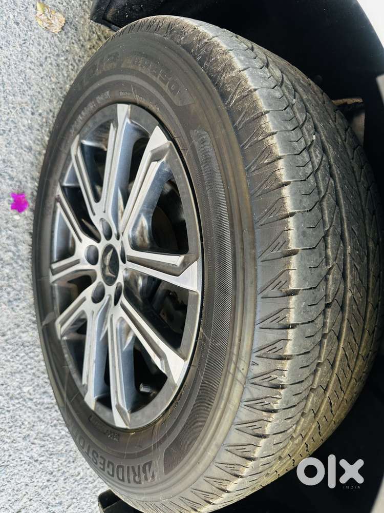 Mahindra Xuv700 2.0 Ax 7 Petrol At Luxury Pack Str, 2025, Diesel