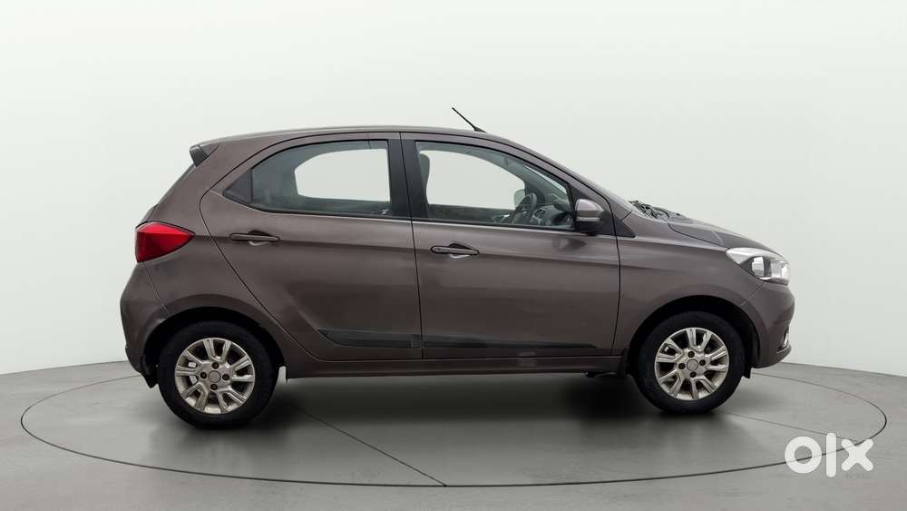 Tata Tiago 1.2 Revotron Xza, 2018, Petrol