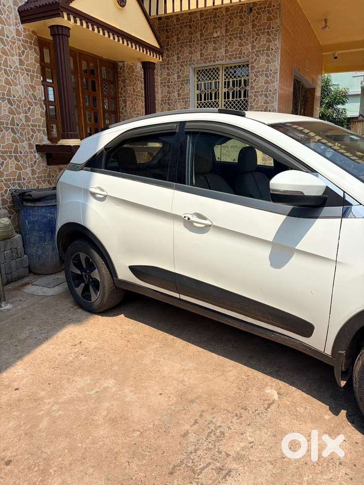 Tata Car Petrol 2018