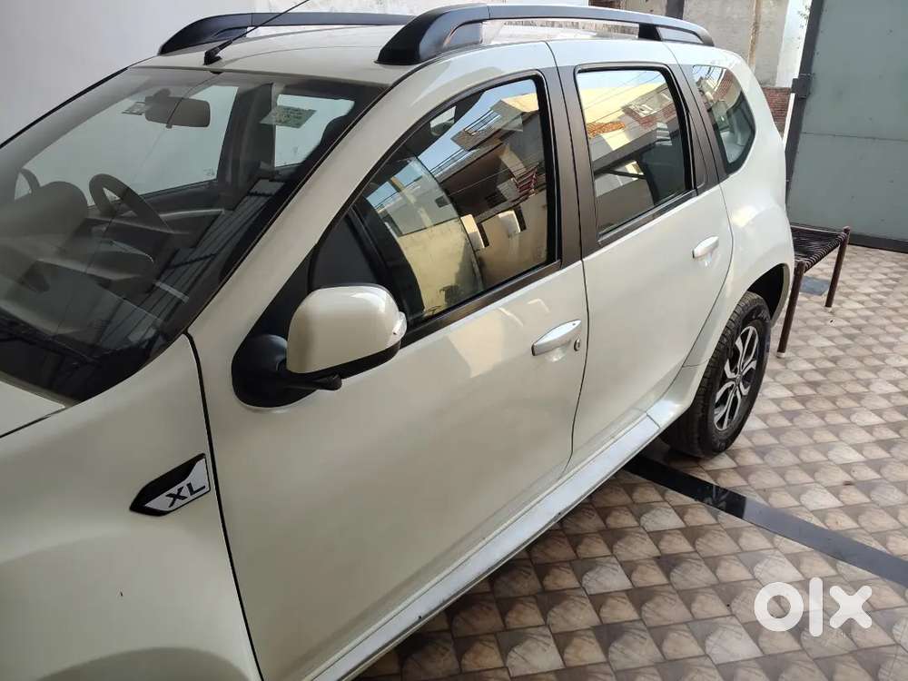 Nisaan Terrano 2017 Model White Colour Pb 11 Patiala Number