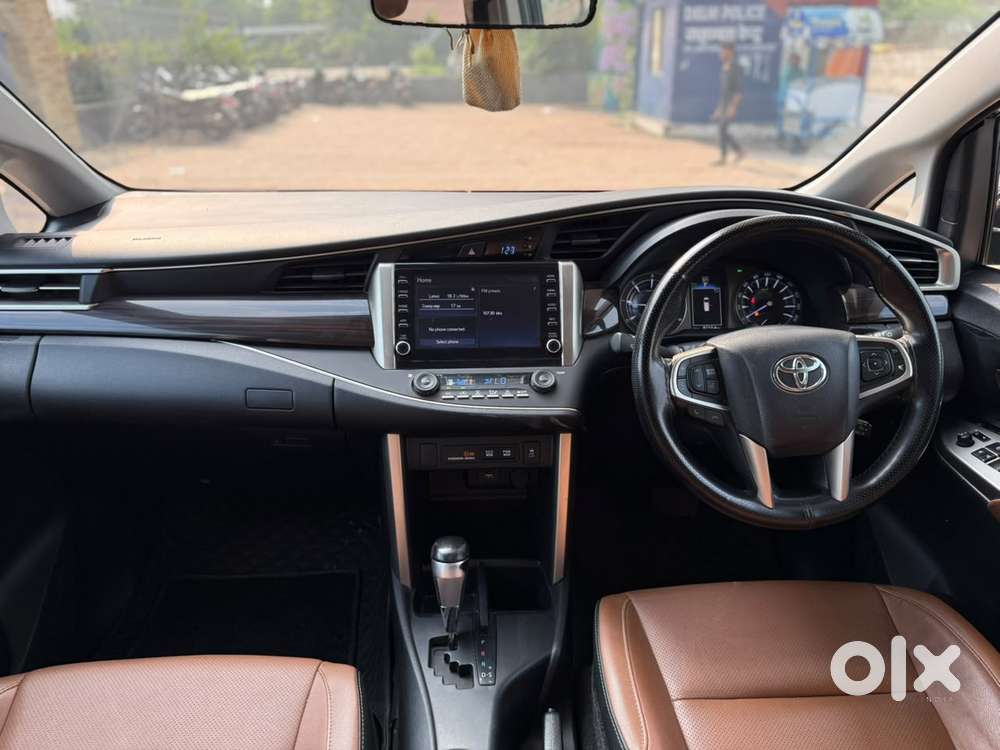 Toyota Innova Crysta Zx 2.4 Diesel 7 Seater, 2022, Diesel