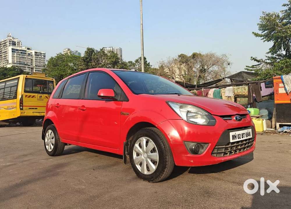 Ford Figo, 2010, Petrol
