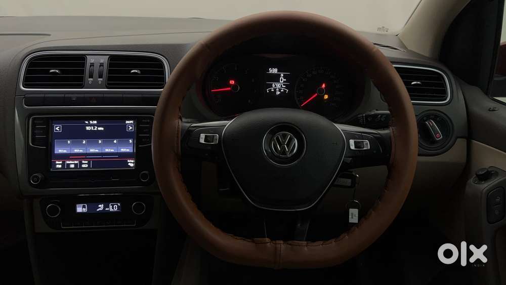 Volkswagen Vento 2010-2013 Petrol Highline At, 2020, Petrol