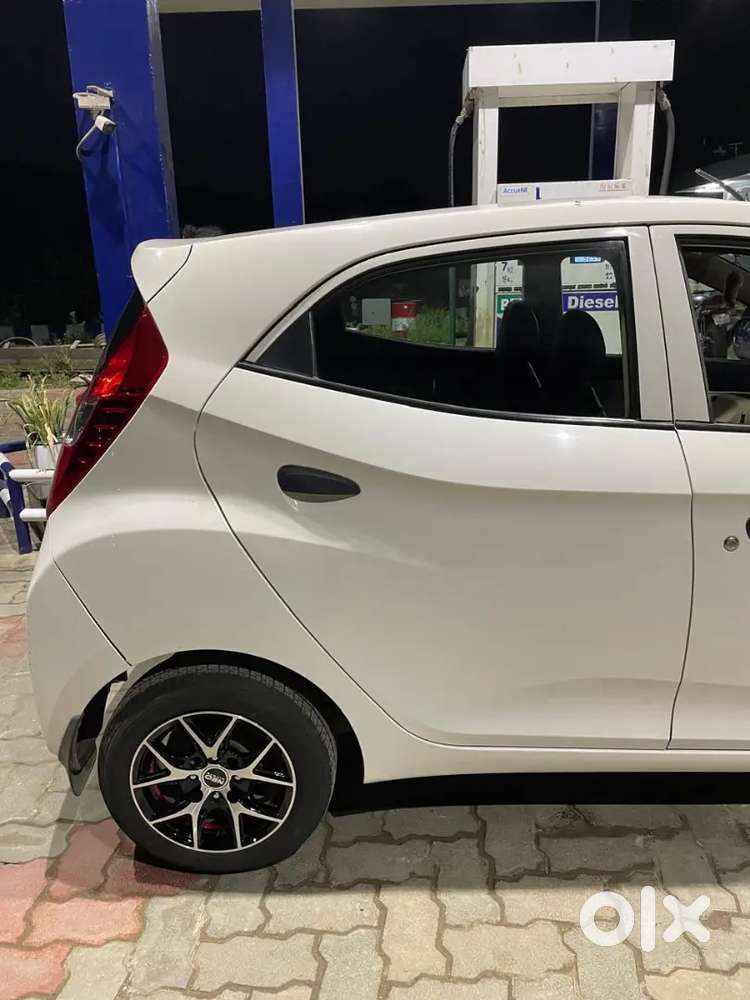 Hyundai Eon 2015 Petrol 14000 Km Driven