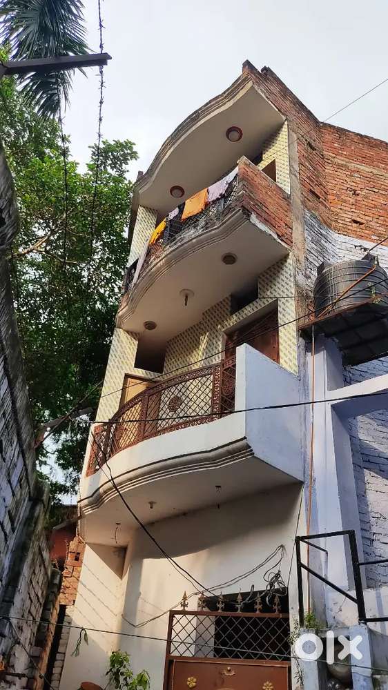 Sale nearby kanpur central railway station For Sale: Houses