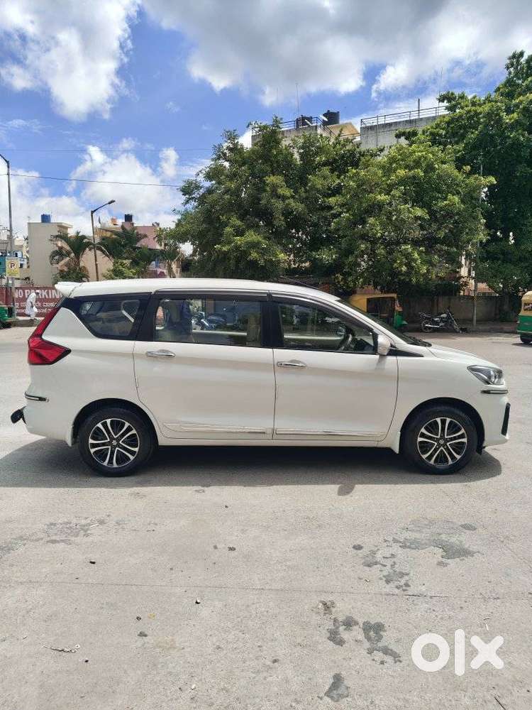 Maruti Suzuki Ertiga Zxi Plus At Shvs, 2022, Petrol