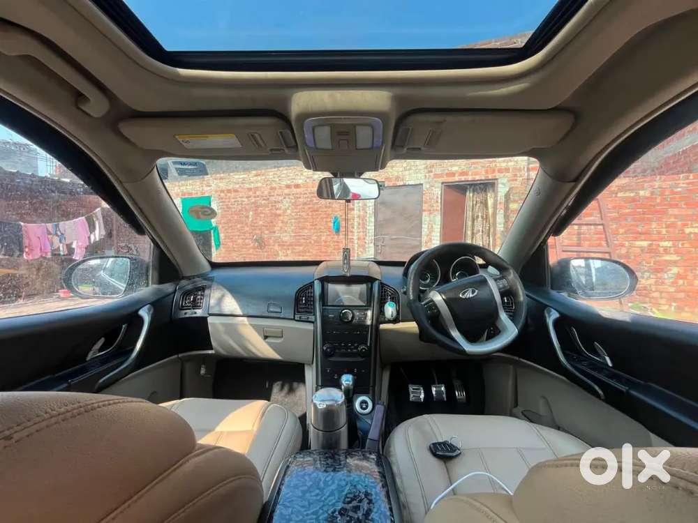 Mahindra Xuv700 Ax7 2016