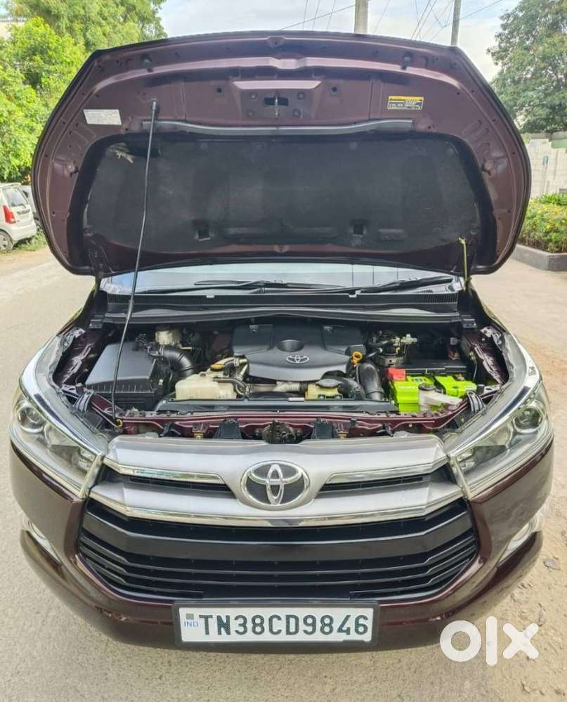 Toyota Innova Crysta 2.8z Automatic, 2016, Diesel