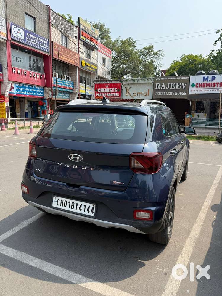Hyundai Venue 2019 Car
