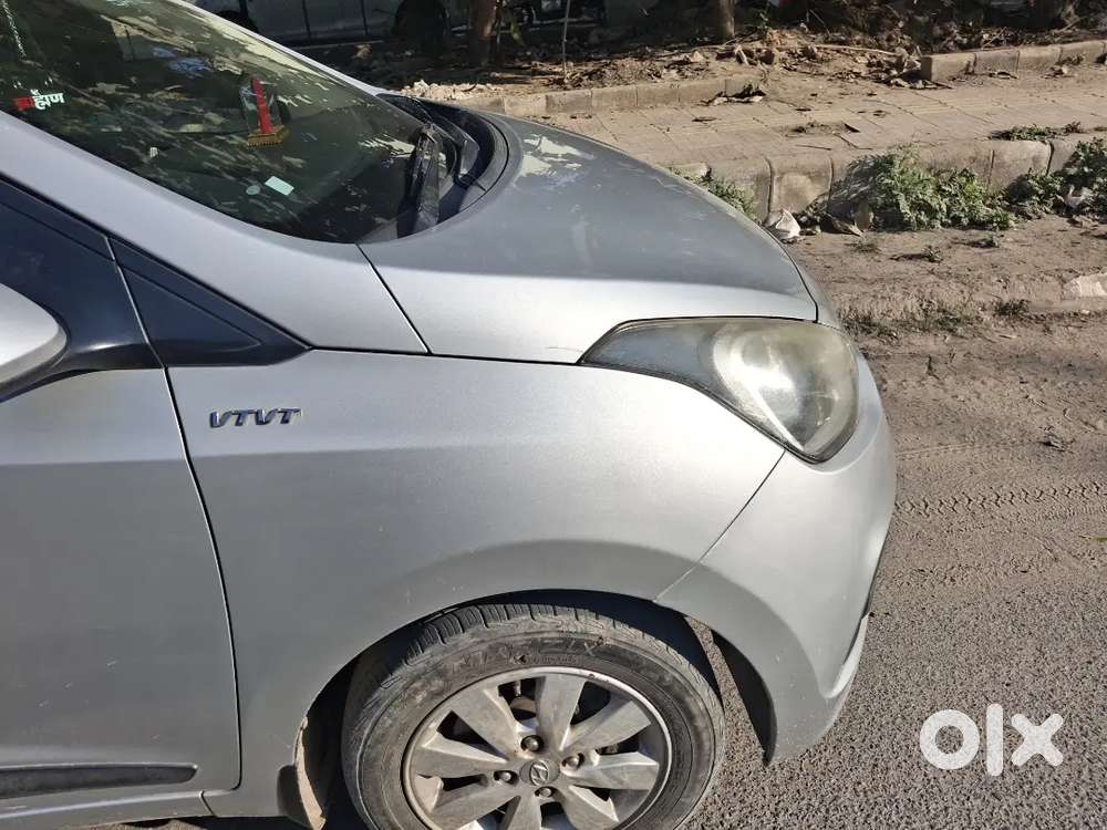 Hyundai Xcent Base 2015