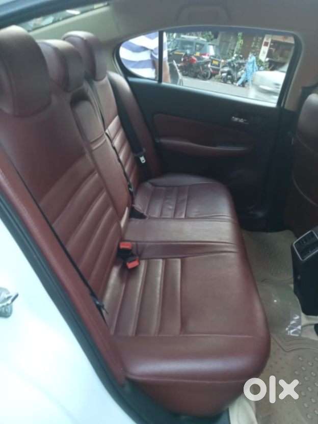 Honda City 1.5 V 5th Gen I-vtec Mt, 2021, Petrol