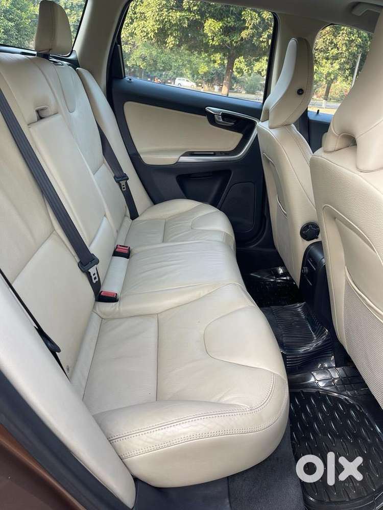 Volvo Xc60 D5 Awd Automatic, 2013, Diesel