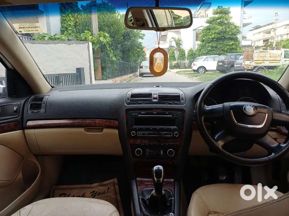 Skoda Laura Tdi 2011 Model 2031 Tak Valid  B2b Original
