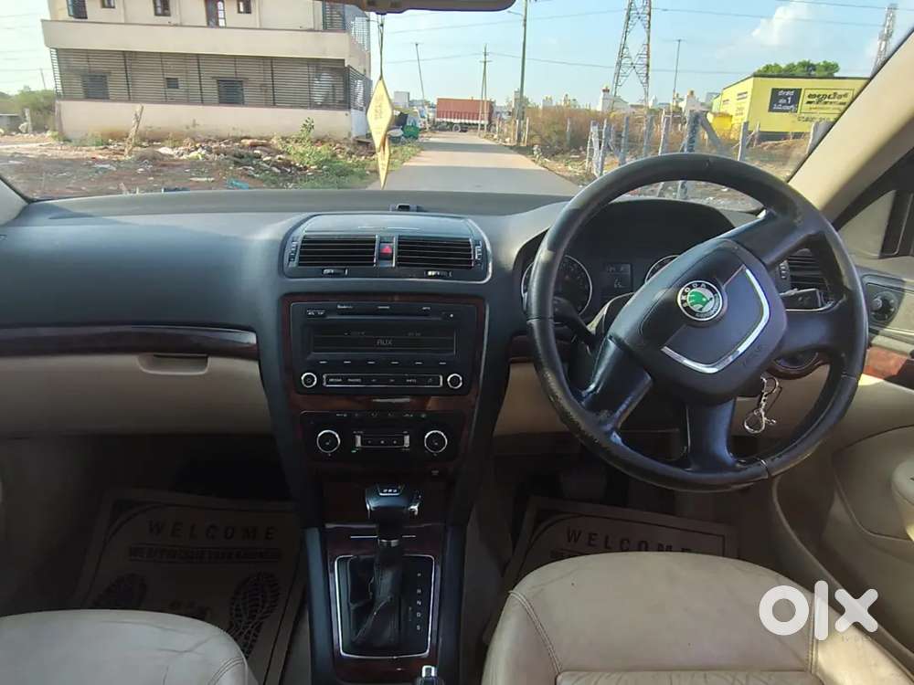 Skoda Laura Elegance 2011 Diesel