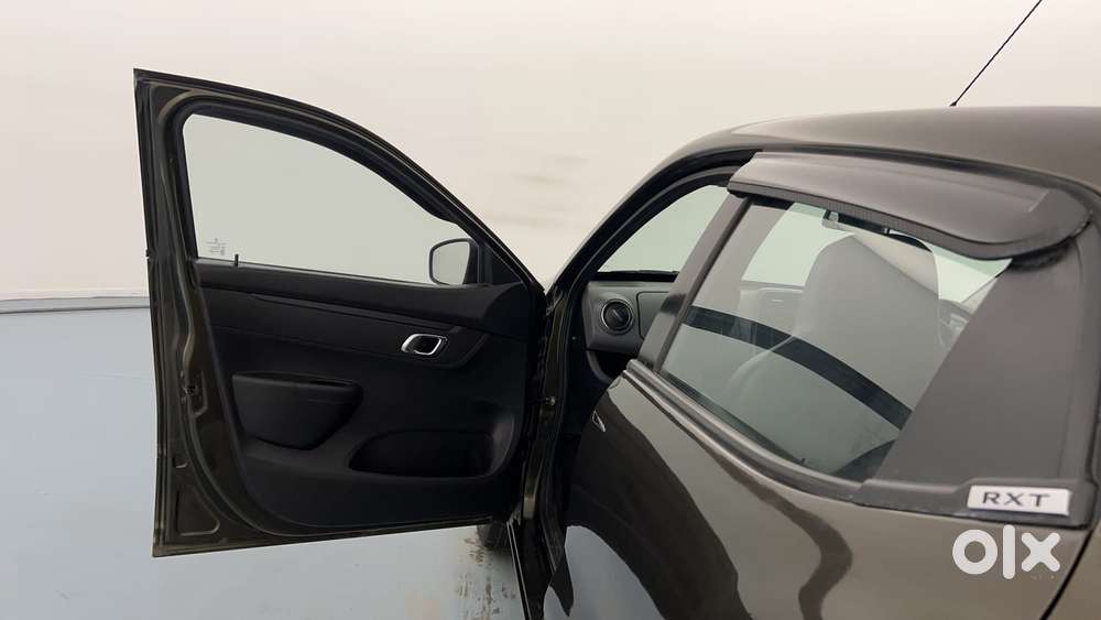 Renault Kwid 2019-ongoing 1.0 Rxt (o), 2019, Petrol