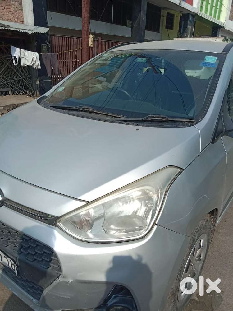 Hyundai Grand I10 Sportz 2018 Car