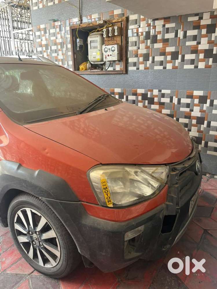 Toyota Etios Cross 2015 Diesel Well Maintained