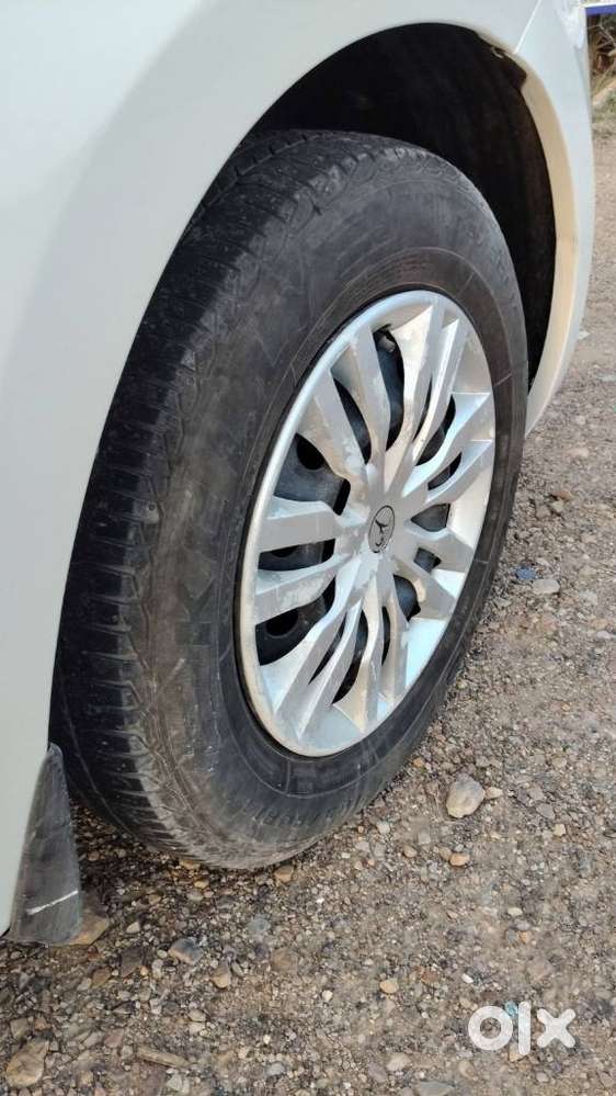Maruti Suzuki Dzire 1.2 Vxi Cng, 2023, Cng & Hybrids