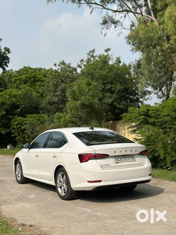 Skoda Octavia 2.0 Style Tsi At, 2022, Petrol