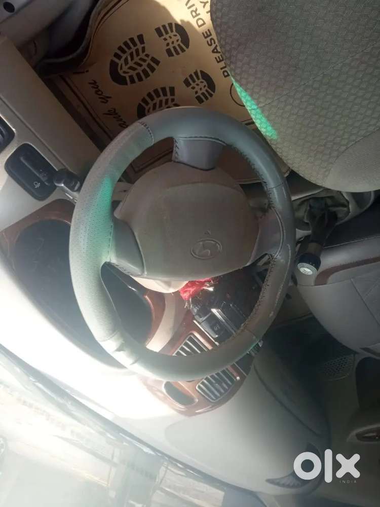 Hyundai Accent Novmber 2012 Model Center Lock Ac Working
