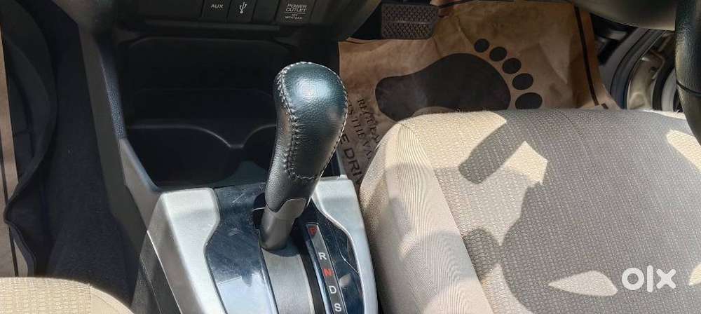 Honda Jazz V Automatic, 2015, Petrol