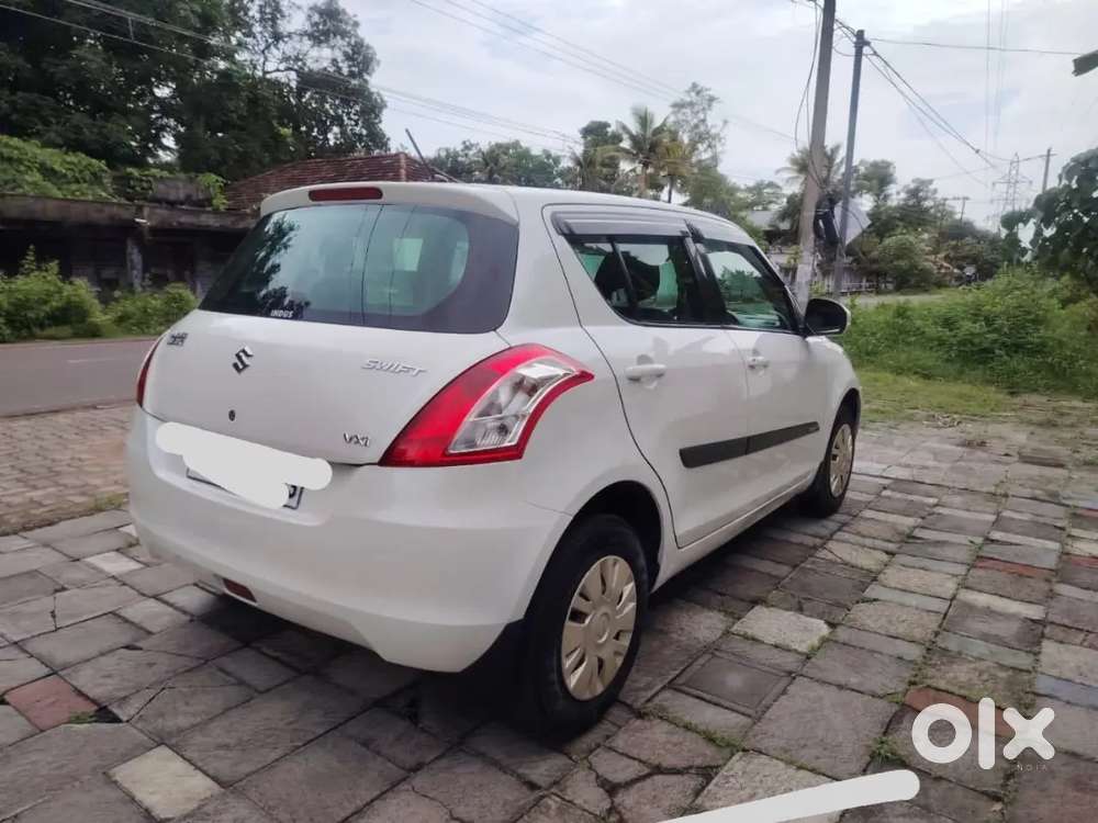 Swift 1.2 Vxi 2014 Maruti Petrol Second Owner Pepers Clear For Sale