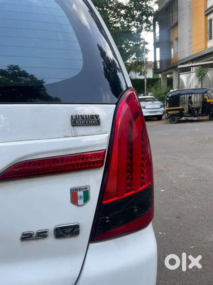 Toyota Innova V 2014