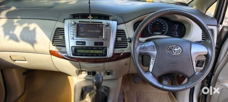 Toyota Innova 2.5 Z Diesel 7 Seater, 2014, Diesel