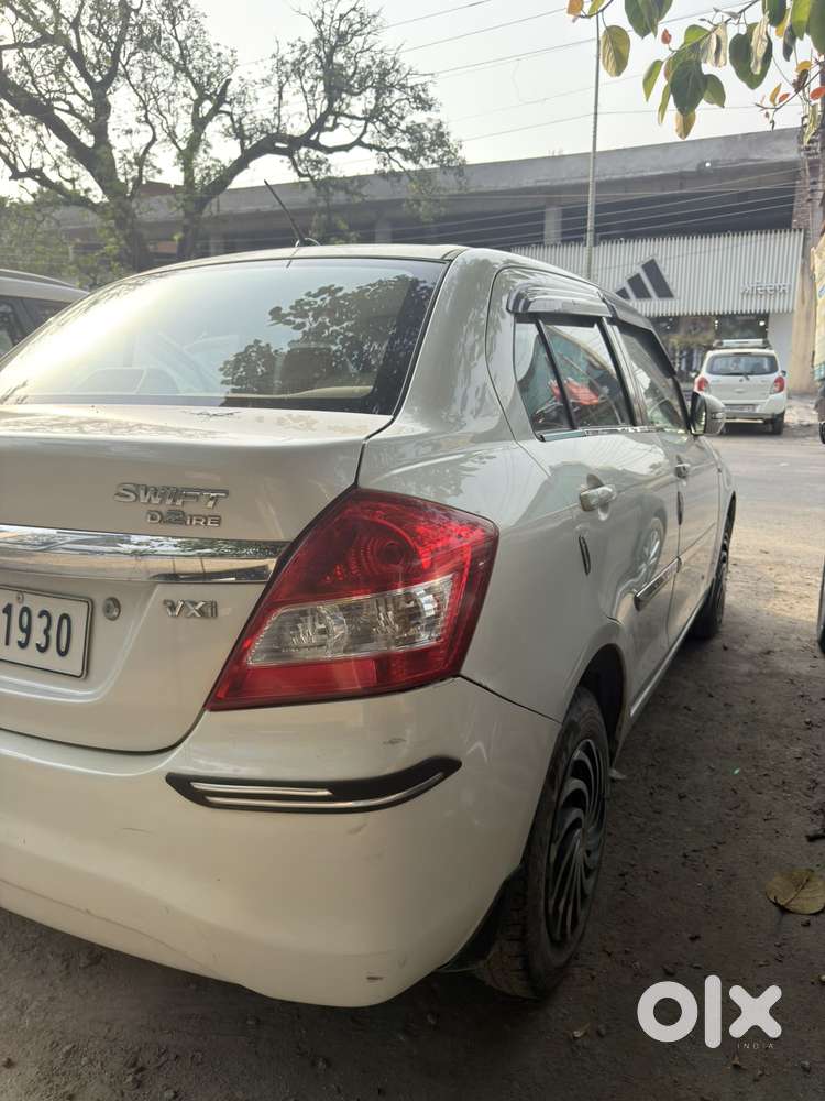 Maruti Suzuki Swift Dzire 1.2 Vxi, 2017, Petrol