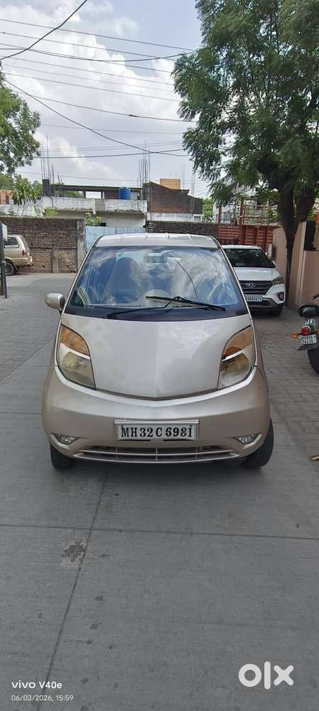 Tata Nano Xe, 2012, Petrol