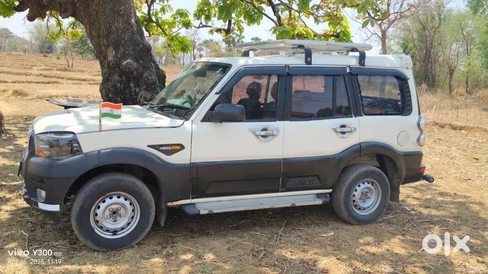 Mahindra Scorpio Diesel 2015