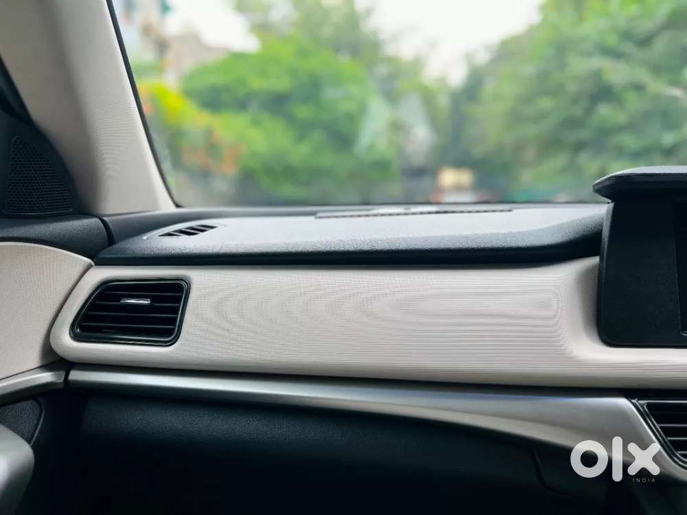 Mahindra Xuv700, 2025, Petrol
