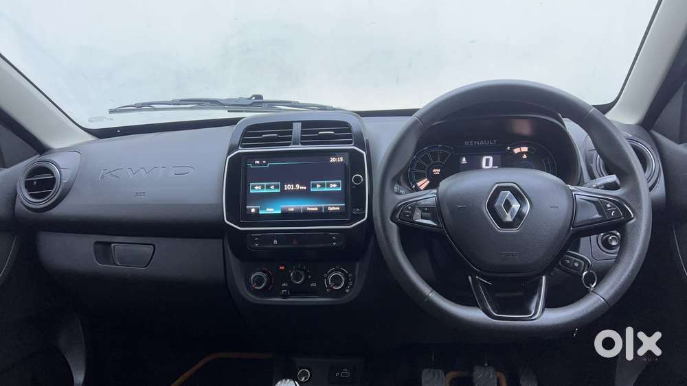 Renault Kwid 1.0 Climber (o) Dual Tone, 2024, Petrol