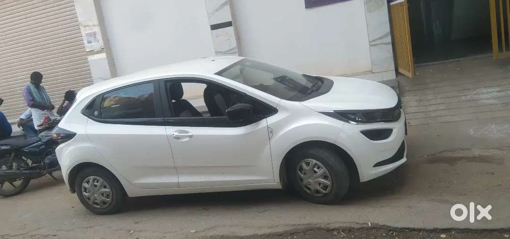Tata Altroz 2023 Petrol 19000 Km Driven